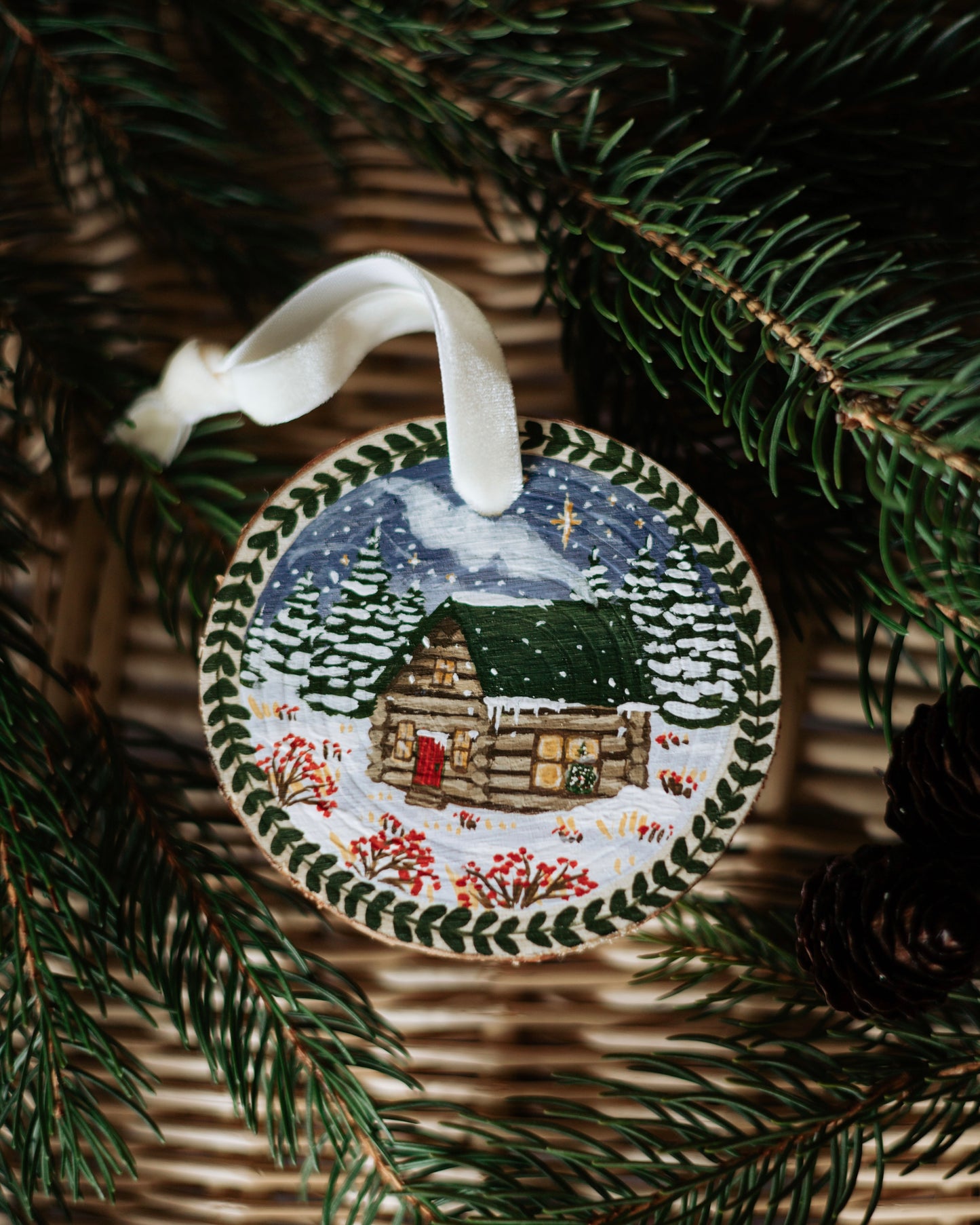 Heirloom Ornament- No. 16