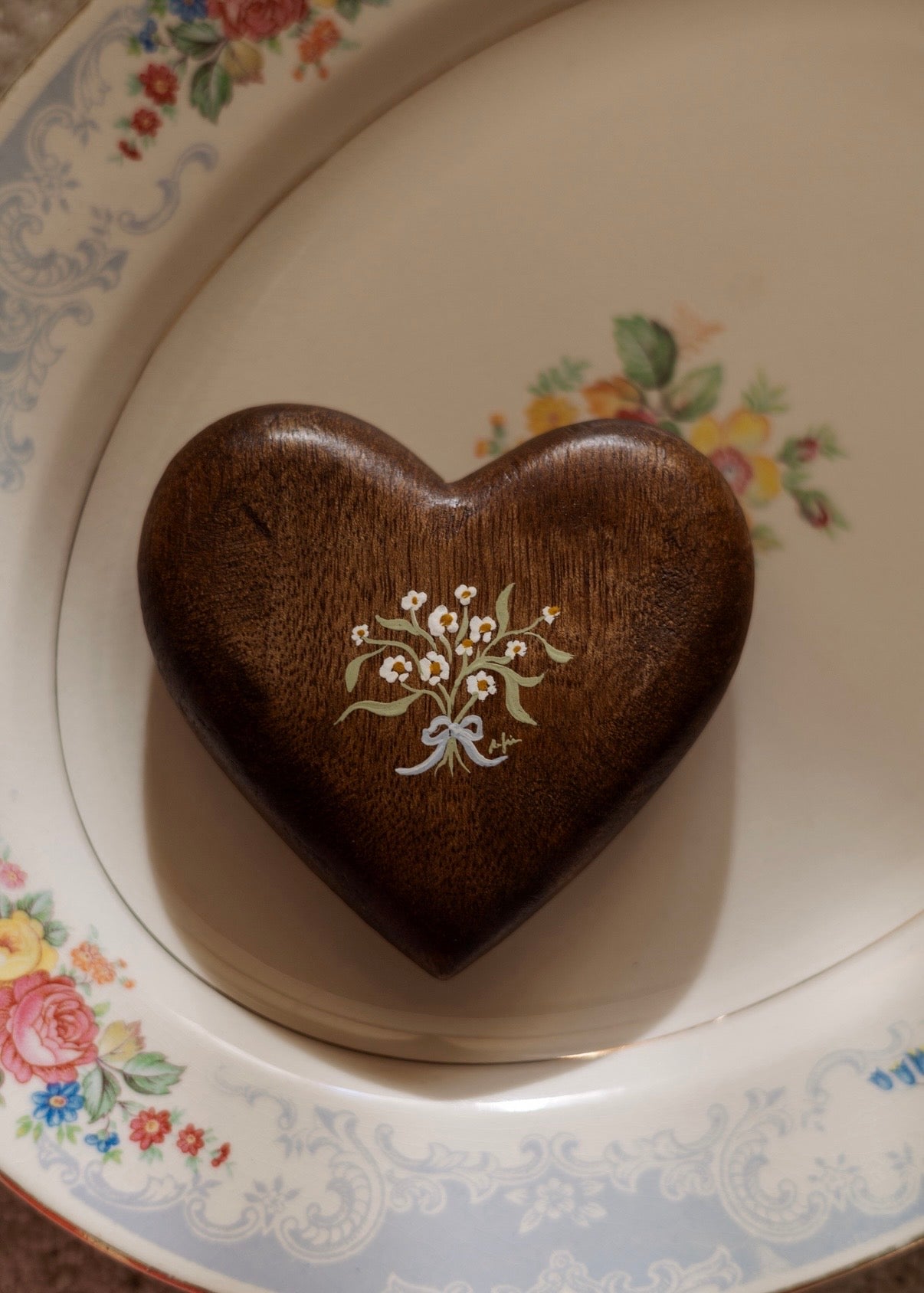 Heirloom Wooden Heart- no. 1