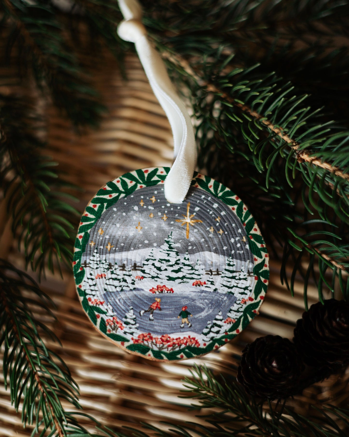 Heirloom Ornament- No. 8